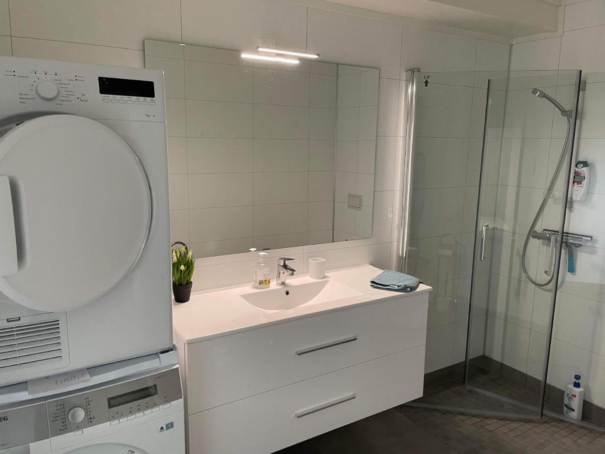 Veien Til Senja Apartment Финснес Екстериор снимка