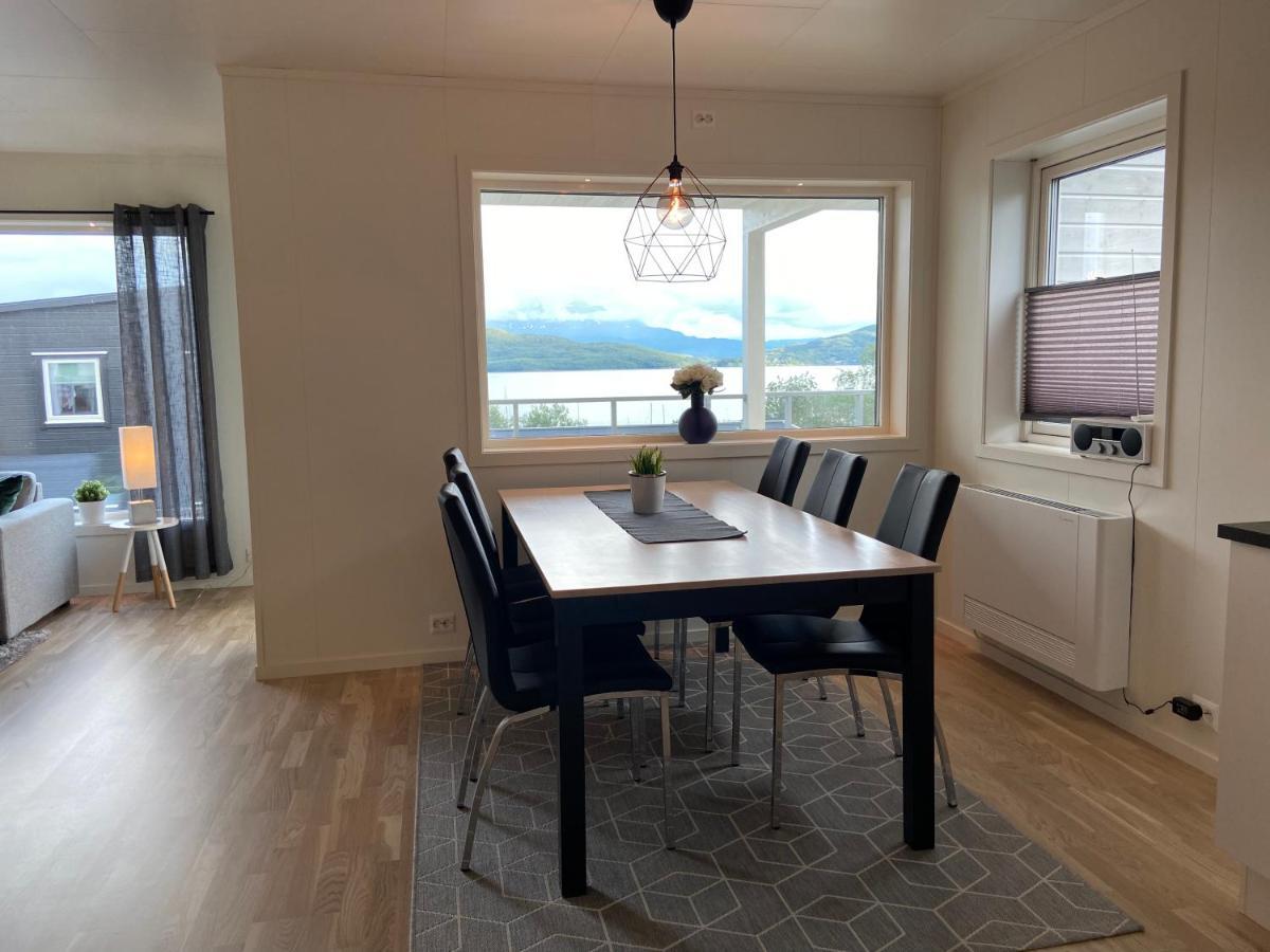 Veien Til Senja Apartment Финснес Екстериор снимка